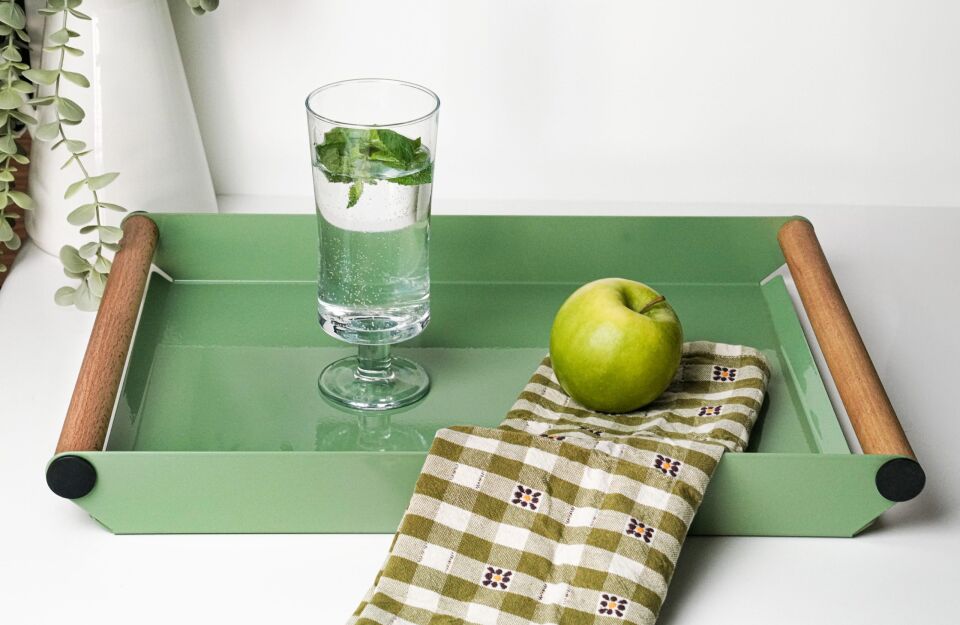 HNH-700 METAL TEPSİ | Ahşap Kulplu Pastel Servis Tepsisi