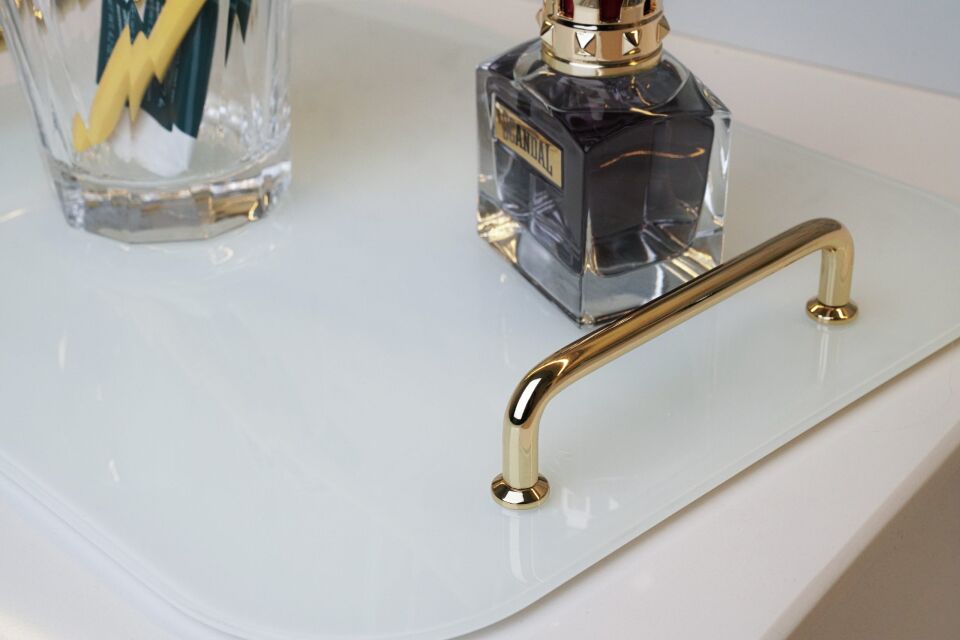 HNH-702 CAM TEPSİ | Çelik Kulplu Mantar Tabanlı Tepsi